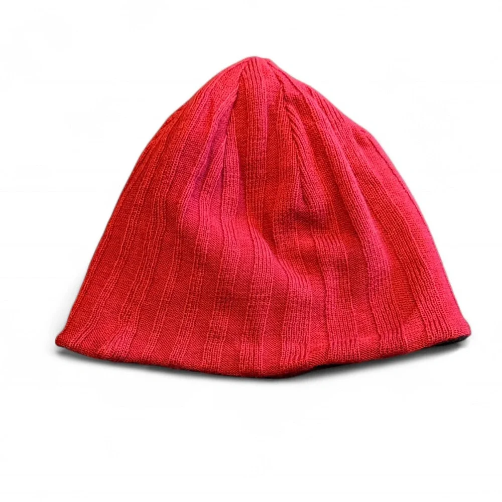 Nike Reversible Ribbed Knit Beanie Red Black